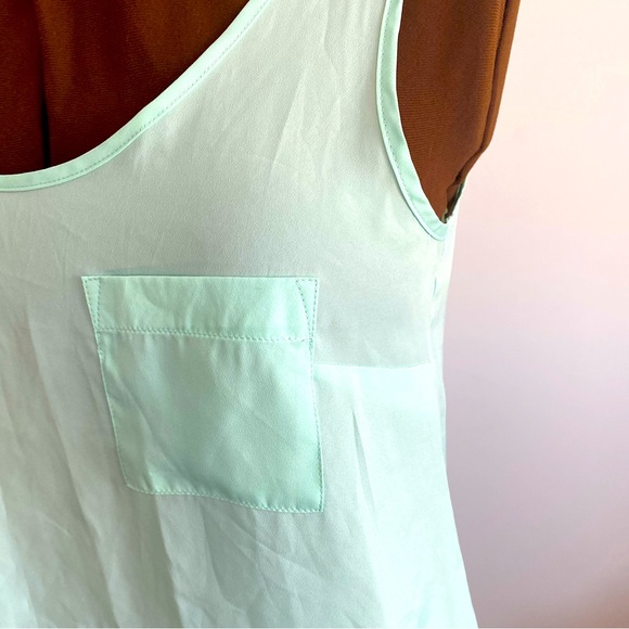 💙FADED GLORY 💙sleeveless top in Aqua. Size 7/8(medium). - Picture 4 of 8